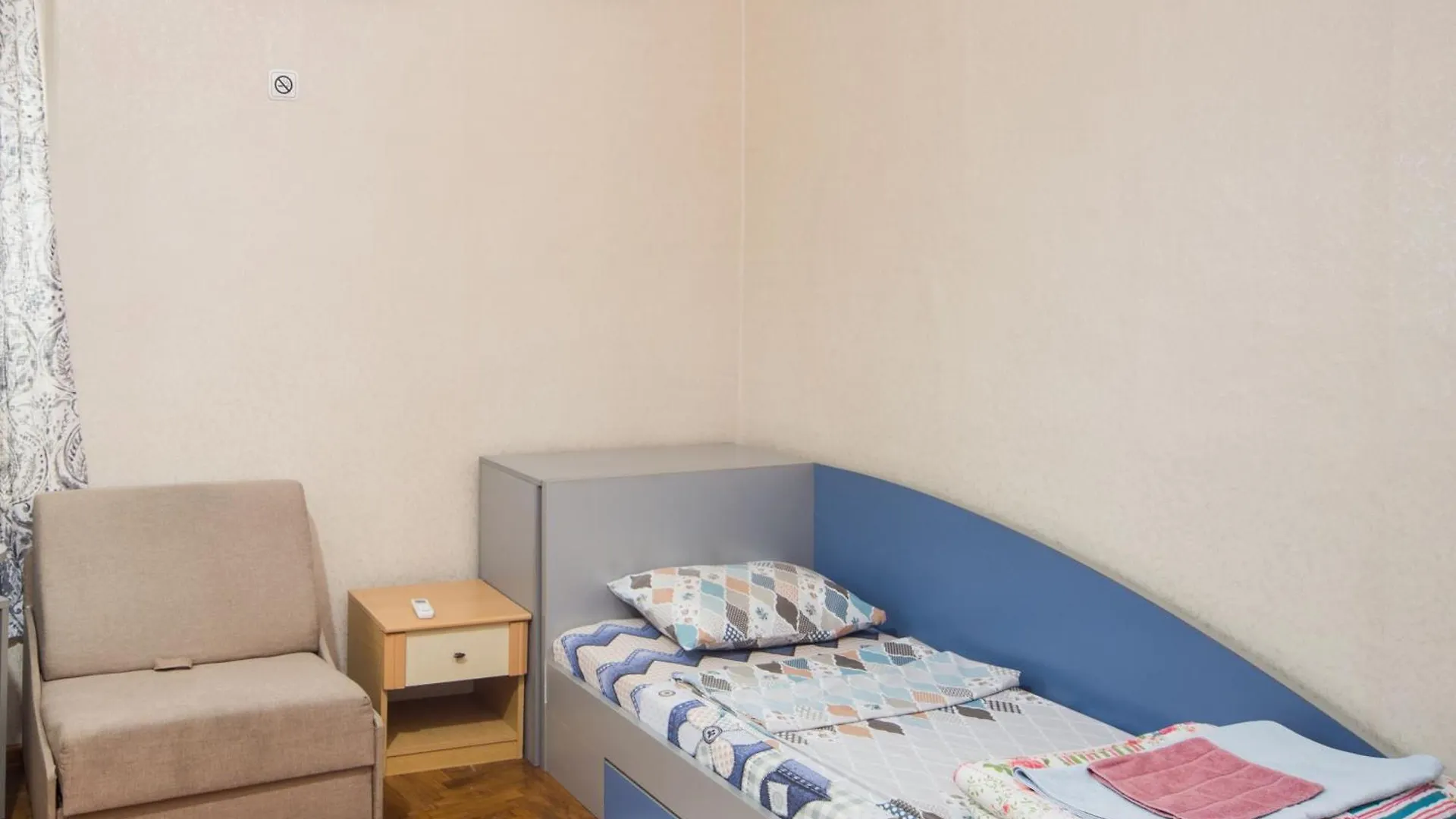 Summer Square - 2 Bedrooms Retro Flat With Great Location, 1St Fl 부르가스