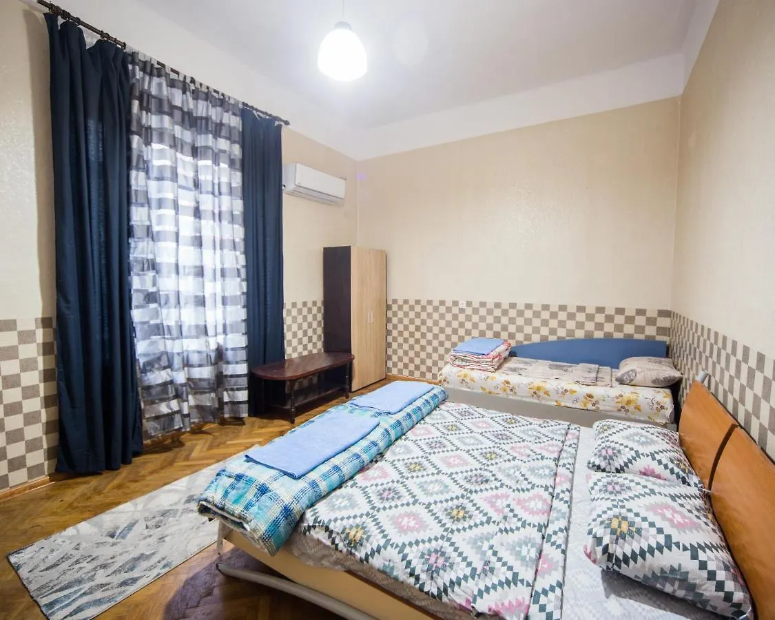 Summer Square - 2 Bedrooms Retro Flat With Great Location, 1St Fl Burgas City